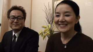 Older Lovers Enjoying Passionate Sex! - Part.five